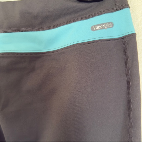 Women's North Face Gray Aqua Leggings - Picture 5 of 6
